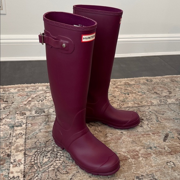Hunter Shoes - Hunter Original Tall Boot, Violet, Size 8